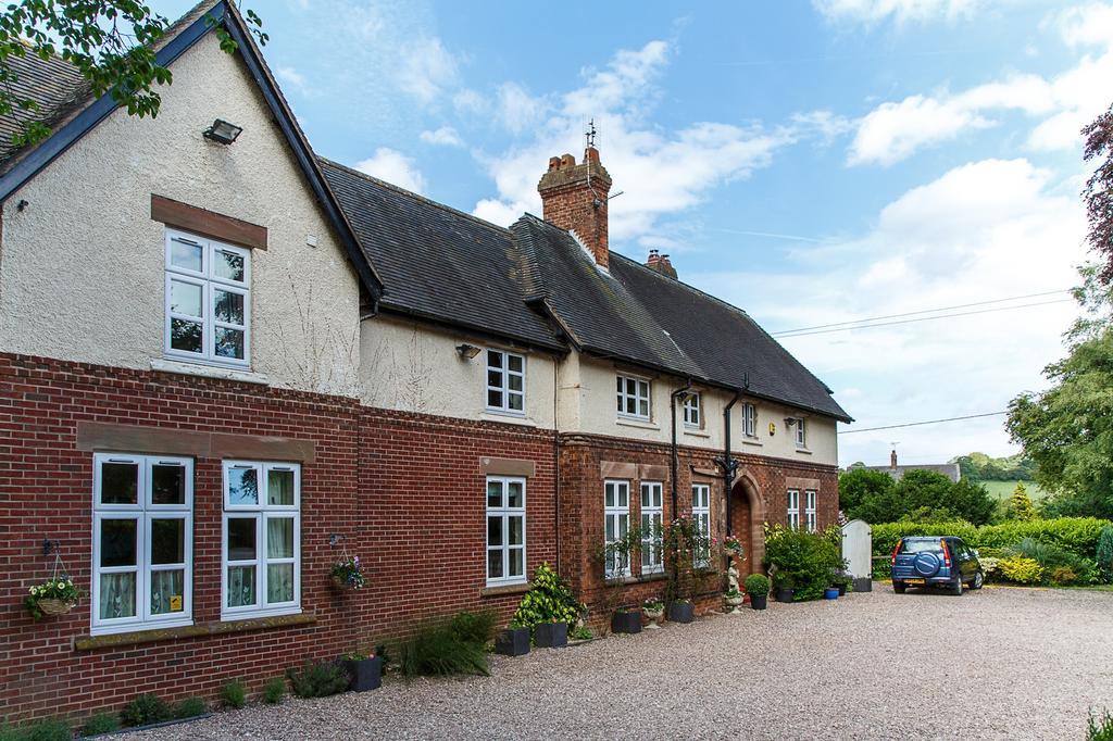 Heywood Hall 덴스톤 외부 사진